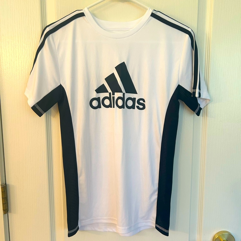 Adidas boys shirt
